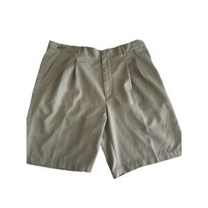 Greg Norman Golf Shorts Mens 38”Beige Chino‎ Pleated Performance Lightweight